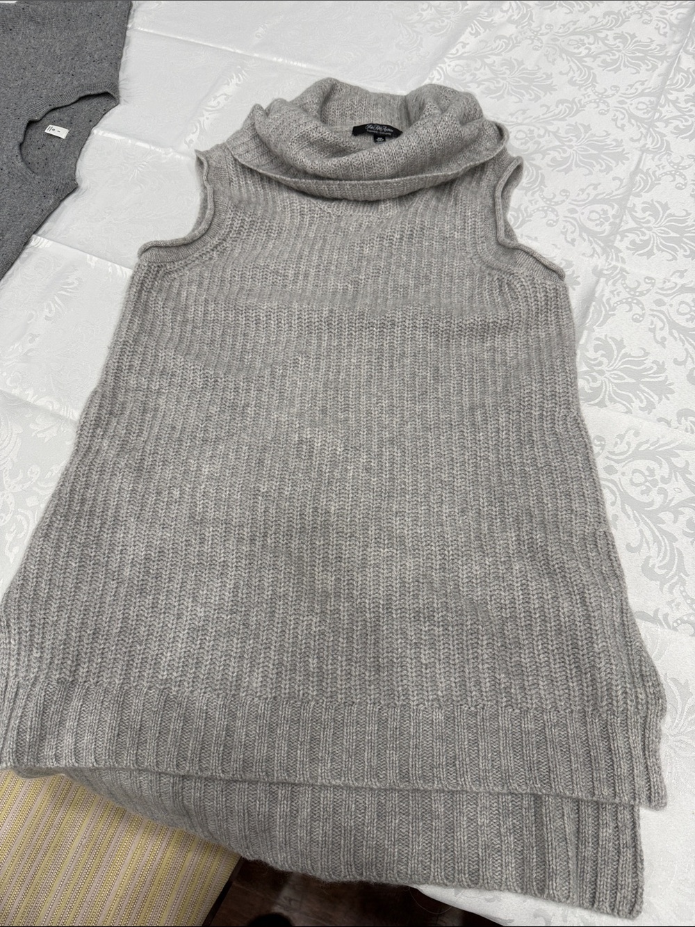 Saks Fifth Avenue Sleeveless Cowl Neck Sweater - Light Gray